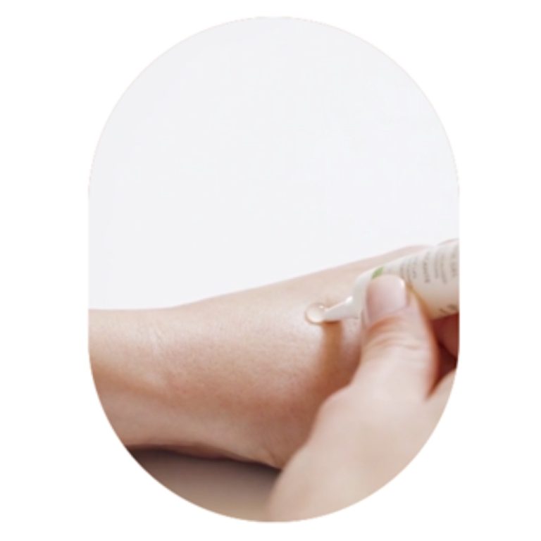 chất gel chấm mụn spot controll khi tán trên da